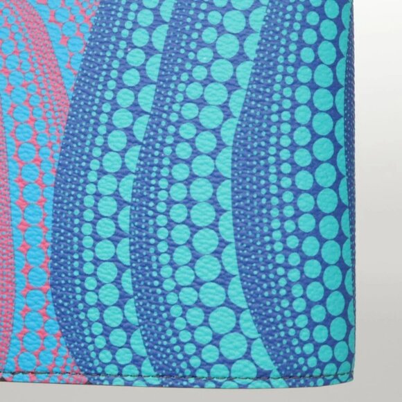 LOUIS VUITTON Monogram Yayoi Kusama Quverture Carnet Note Cover Blue - Picture 12 of 15